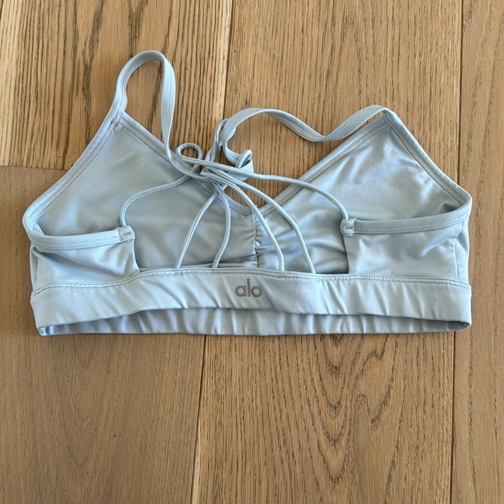 Pre owned alo yoga ice blue bra and pants - Picture 3 of 5